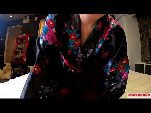 ❤️ Gənc cosplay qız bir atlı qadında fışqırma ilə orgazm olmaq üçün cinsi sevir. Həvəskar videoda ənənəvi yapon geyimində tüklü pişik və gözəl döşləri olan asiyalı qız sikişmə oyuncaqları ilə mastürbasyon nümayiş etdirir. Sakura 3 OSAKAPORN. ️ Porno az.cbddeluxe.top ❌️❤